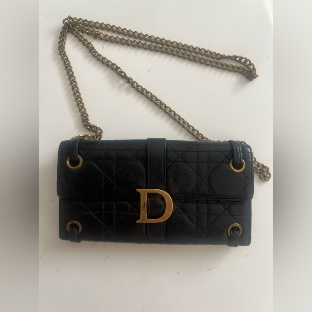 DIOR Wallet On Chain (Authentic!) - Picture 8 of 11